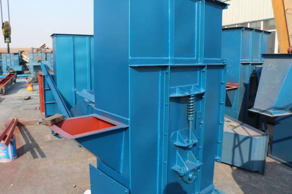 斗式提升机使用和维护的注意事项